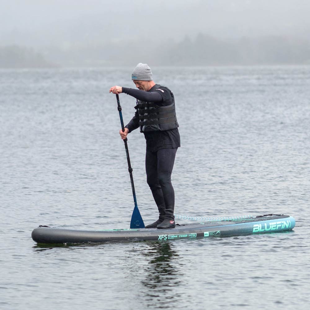 <tc>Cruise Lite</tc> Gama de paddleboard gonflabile din carbon